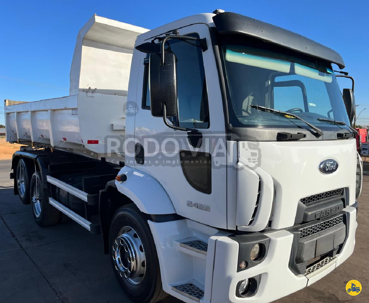 CAMINHAO FORD CARGO 2422 Caçamba Basculante Truck 6x2 Rodo.Via Caminhões e Implementos BRASILIA DISTRITO FEDERAL DF